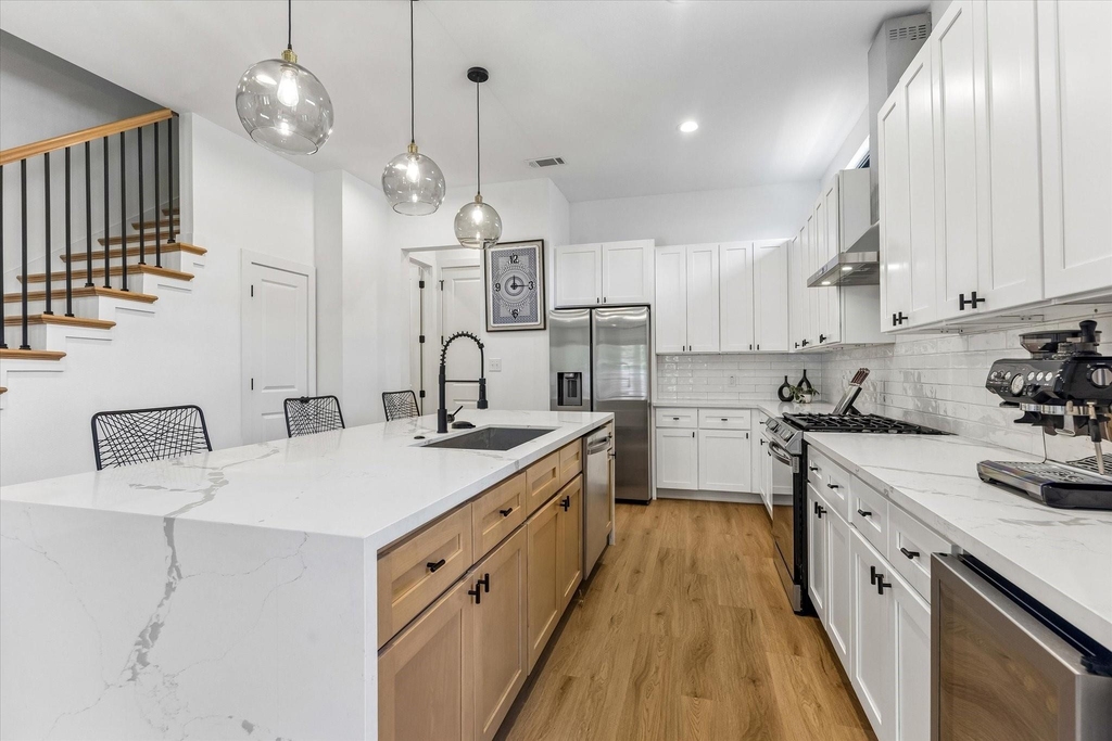 4008 Chapman Street - Photo 1