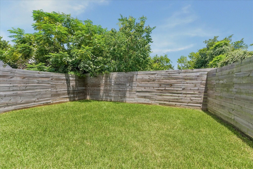 4008 Chapman Street - Photo 10
