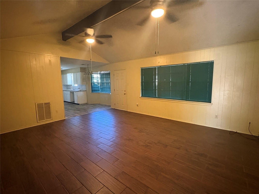 118 Honeysuckle Street - Photo 3