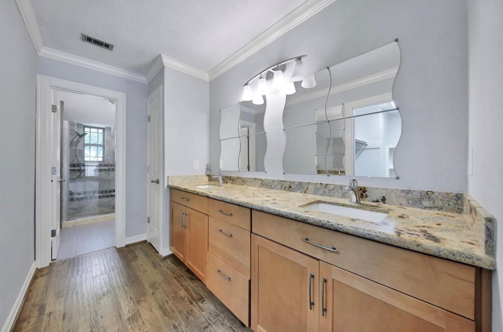 652 N Eldridge Parkway - Photo 12