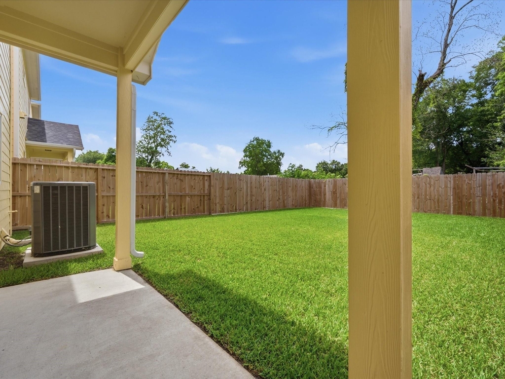 2022 Wavell Street - Photo 27