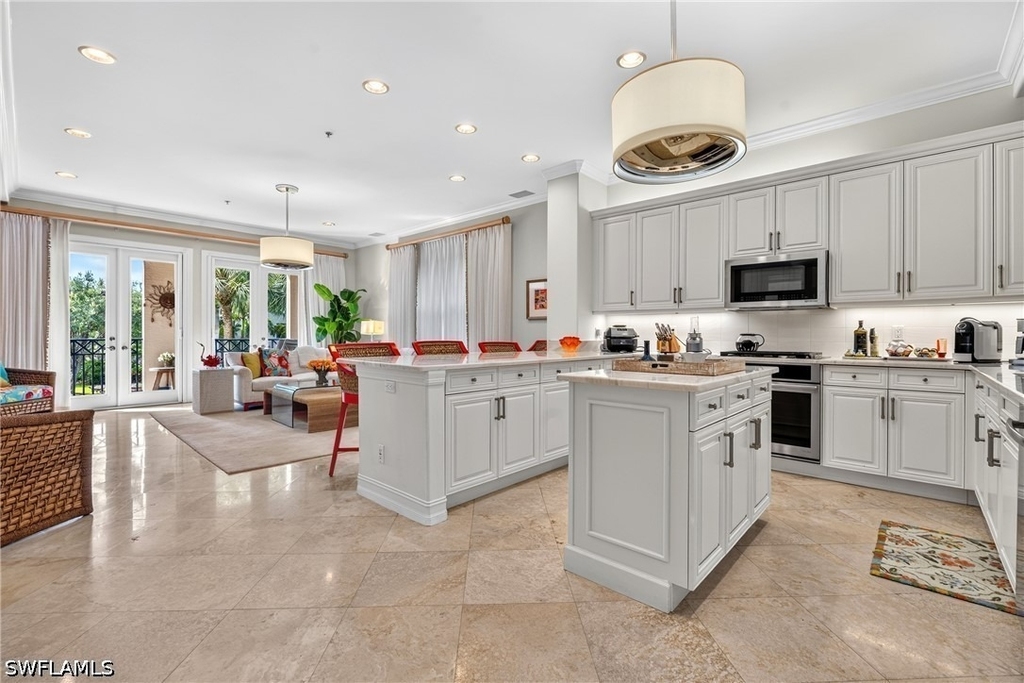 2805 Tiburon Boulevard E - Photo 3