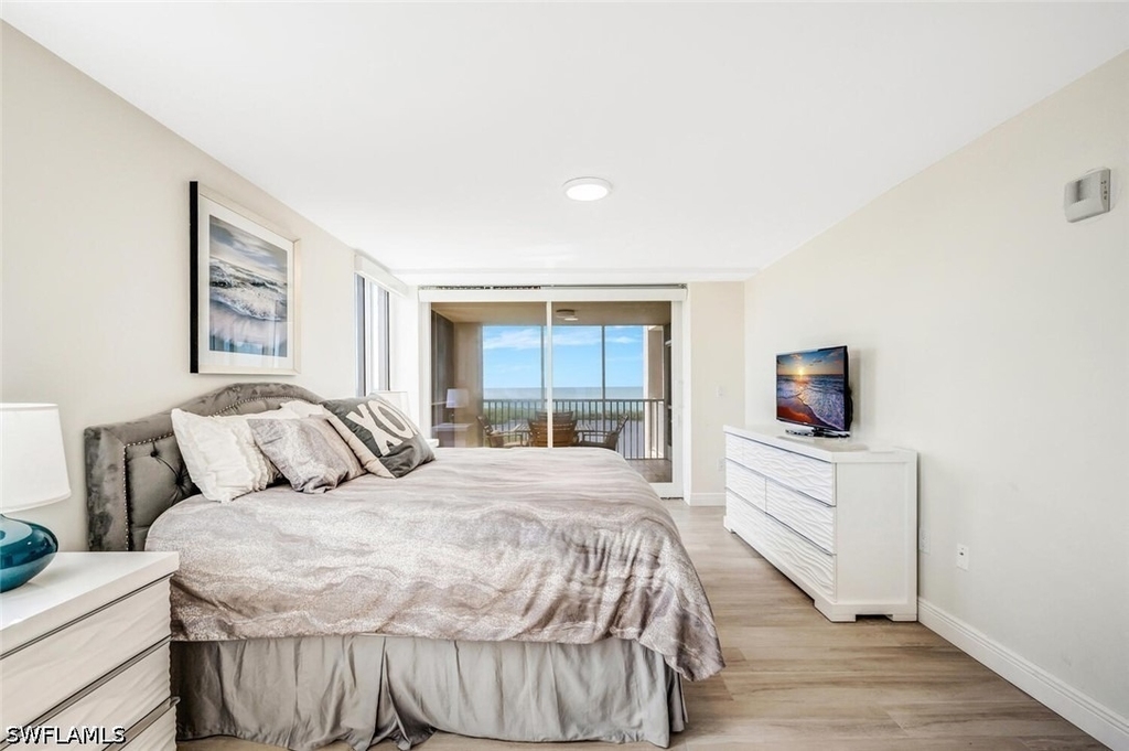 6849 Grenadier Boulevard - Photo 12
