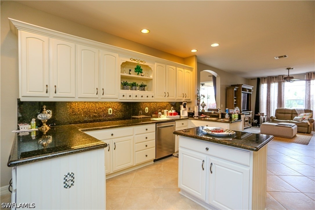 5945 Paradise Circle - Photo 40