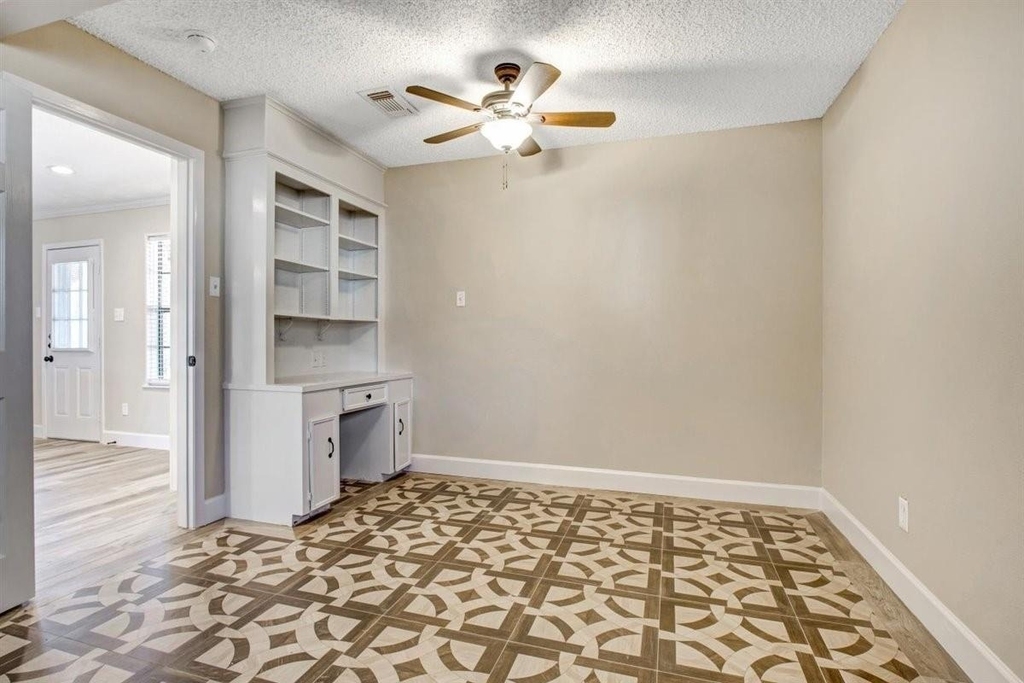 505 Foxmeadow Lane - Photo 17
