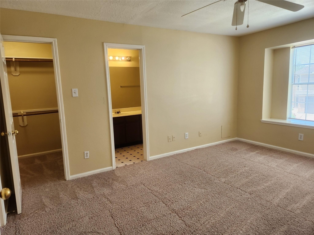 7631 Goudin Drive - Photo 9
