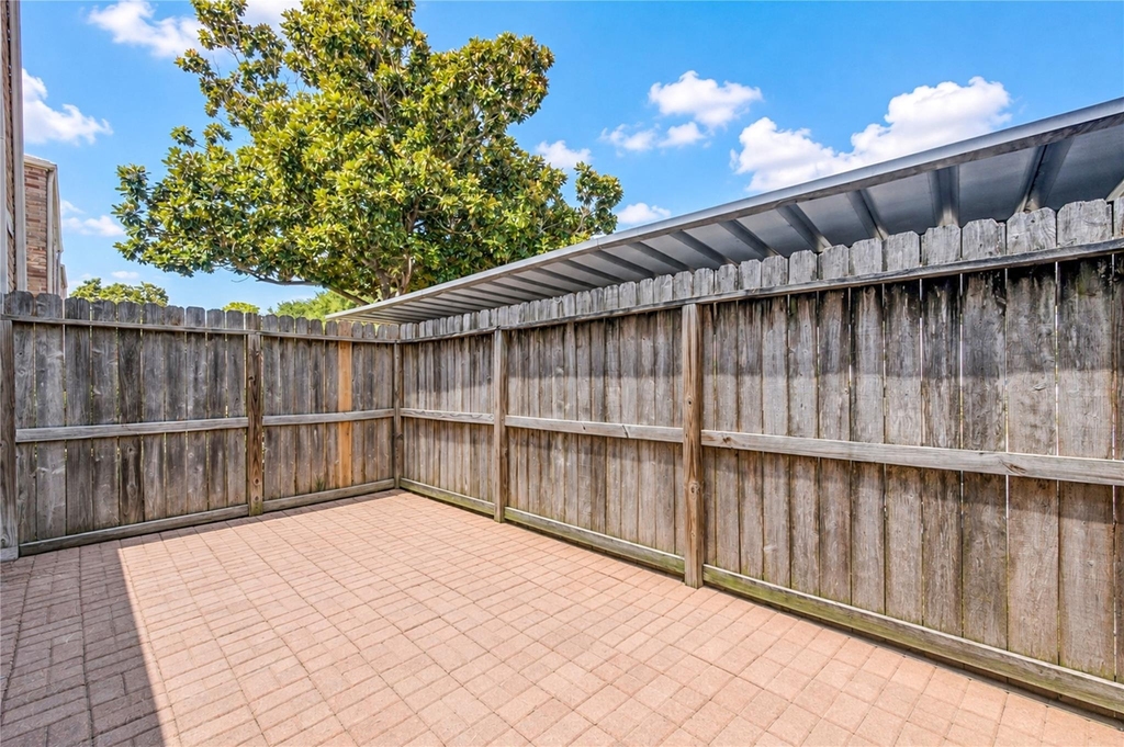 3741 Thistlemont Drive - Photo 21
