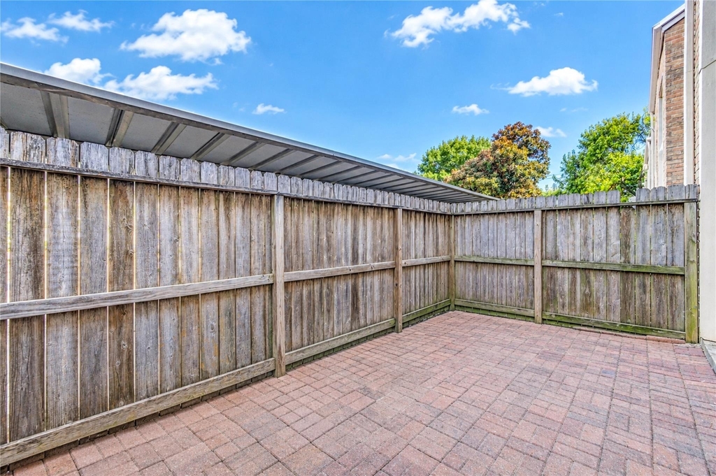 3741 Thistlemont Drive - Photo 24