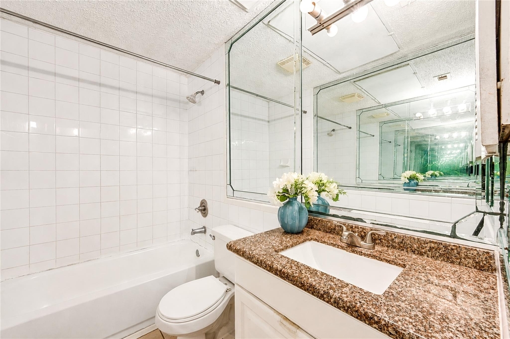 3741 Thistlemont Drive - Photo 14