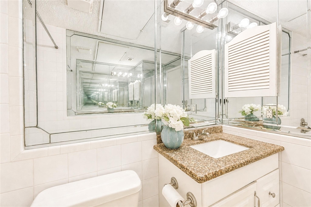 3741 Thistlemont Drive - Photo 15