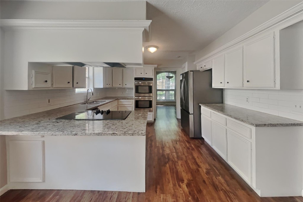 16915 Misty Creek Drive - Photo 9