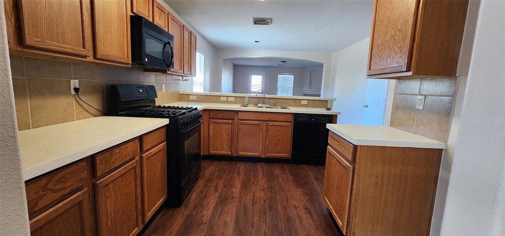 315 Sunset Colony Drive - Photo 4