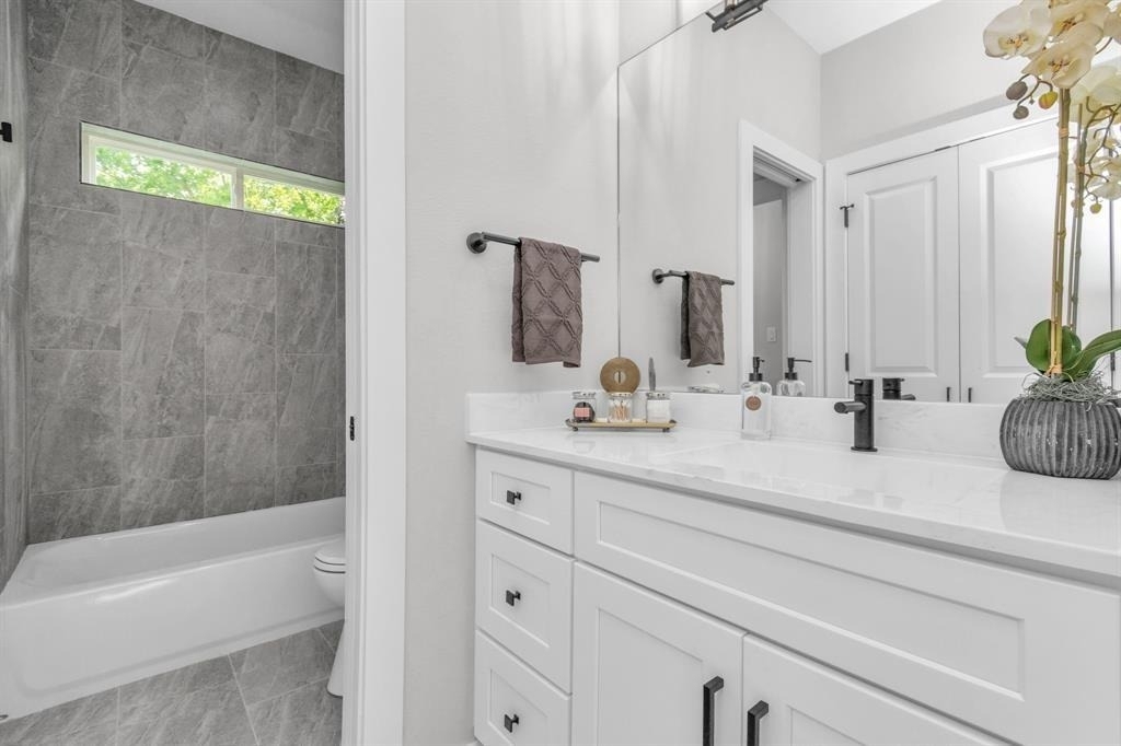 4622 Clover Street - Photo 9