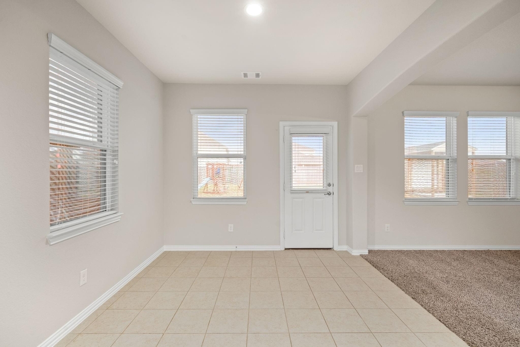 135 San Bernard Drive Drive - Photo 11