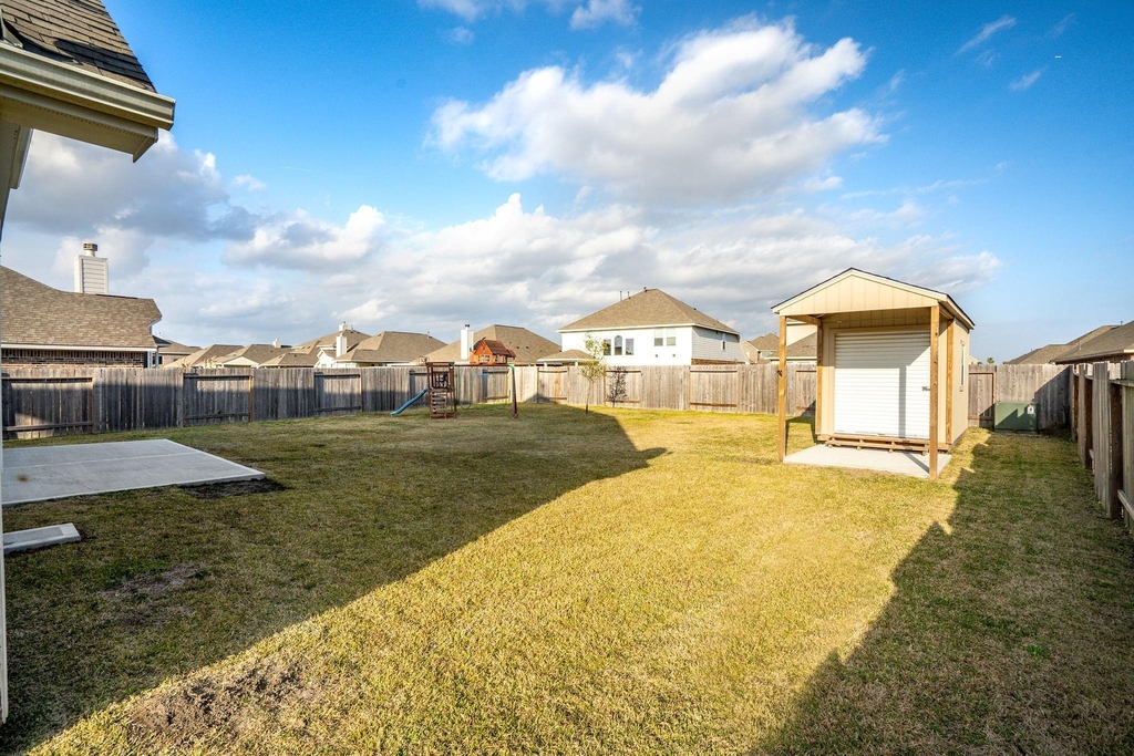 135 San Bernard Drive Drive - Photo 33