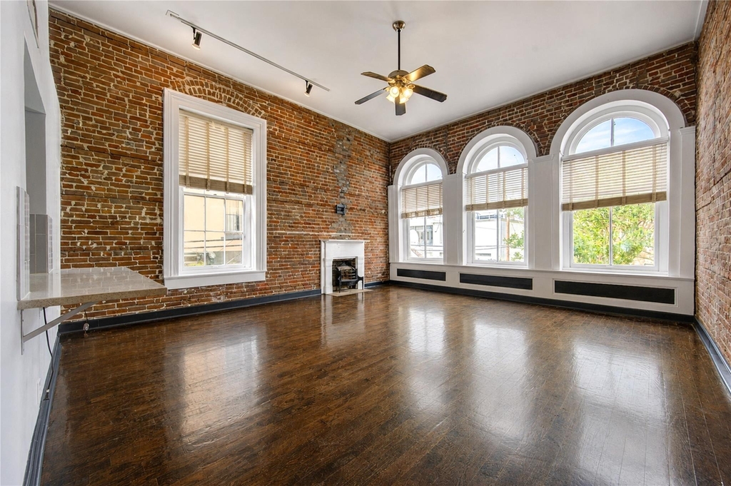 213 Tremont Street - Photo 0