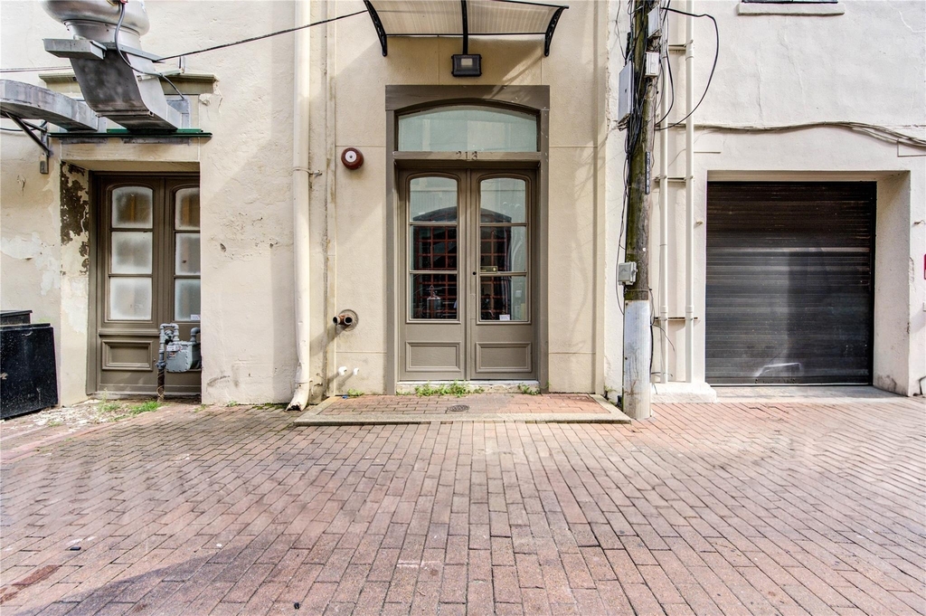 213 Tremont Street - Photo 22
