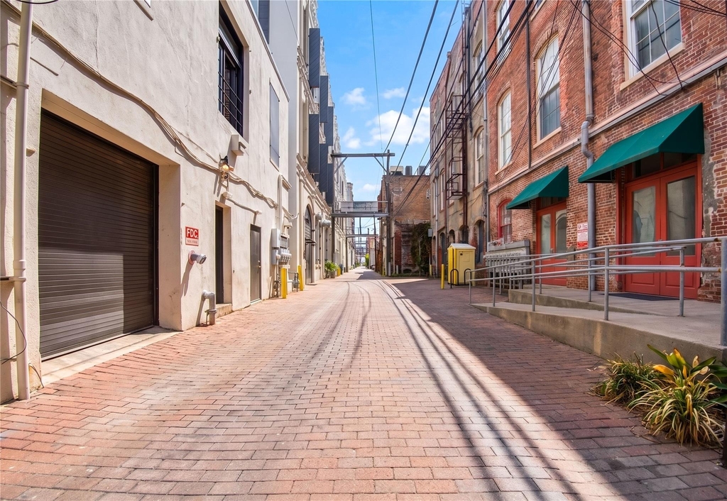 213 Tremont Street - Photo 24