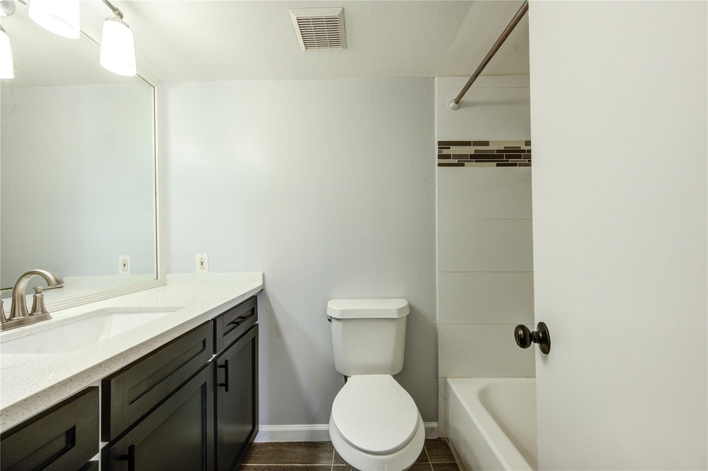 213 Tremont Street - Photo 16