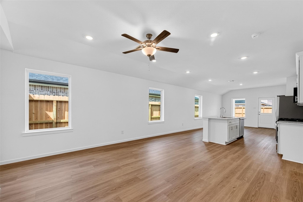 3529 Longhorn Valley Street - Photo 11