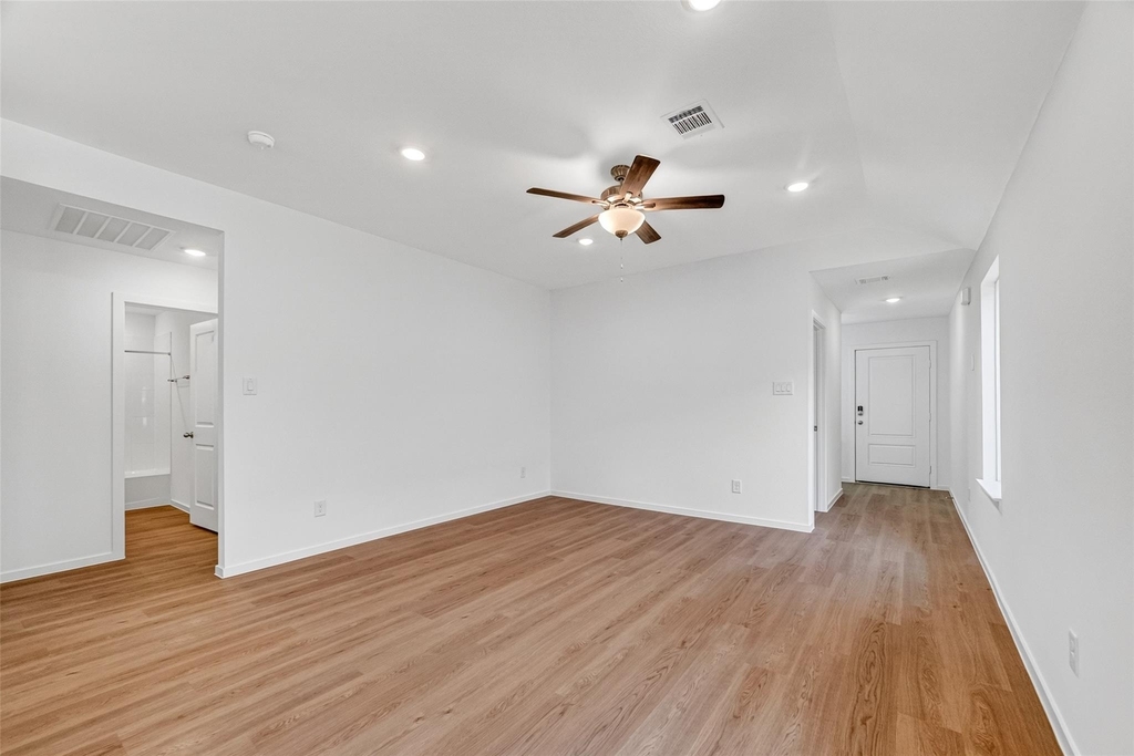 3529 Longhorn Valley Street - Photo 13