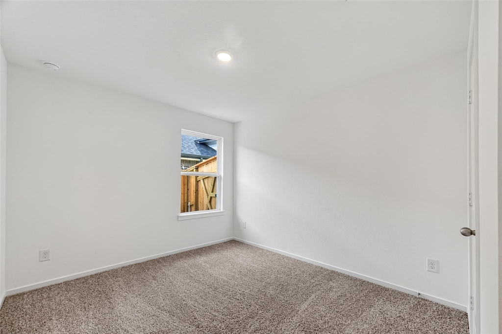 3529 Longhorn Valley Street - Photo 34