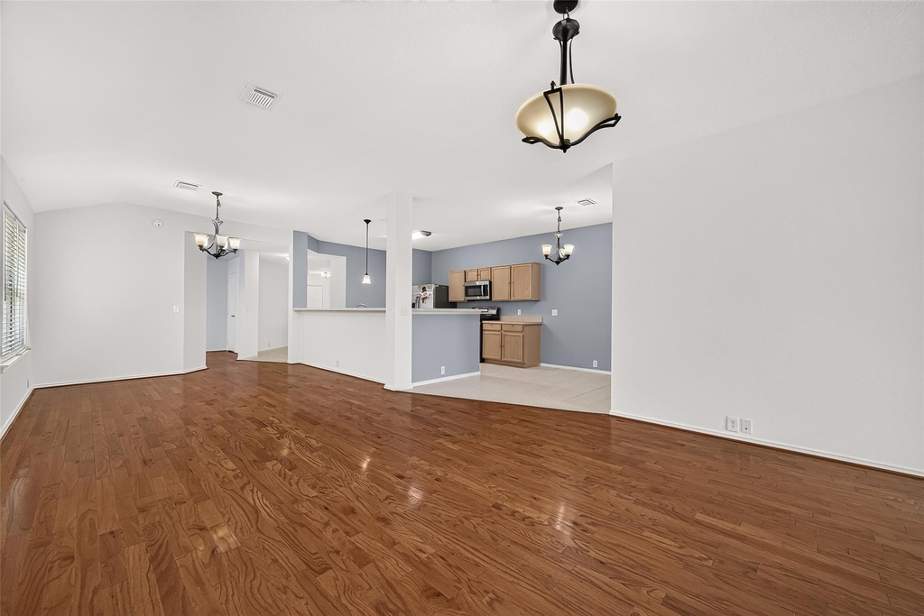 6807 Lauderwick Court - Photo 13