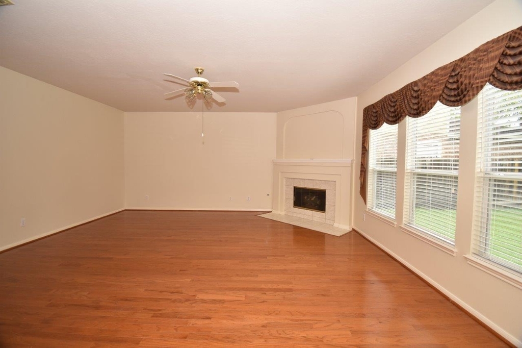 3810 Buckley Lane - Photo 5