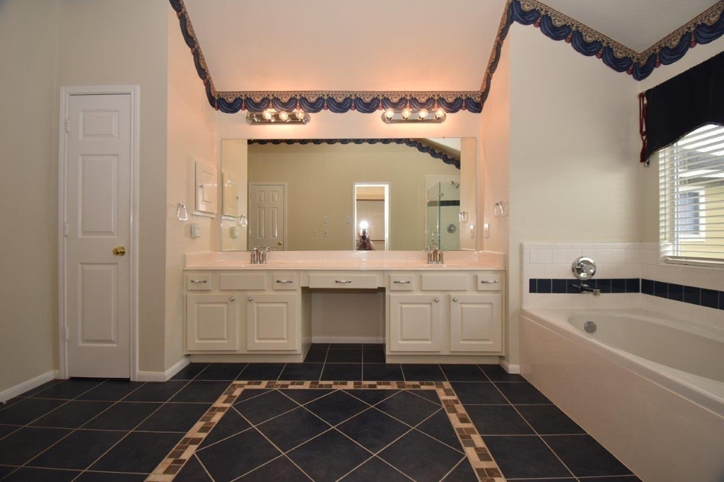 3810 Buckley Lane - Photo 9