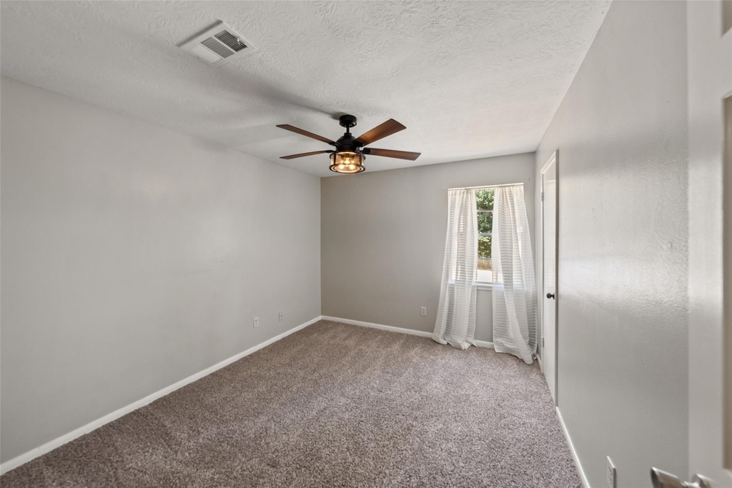 8407 Barmby Court - Photo 20