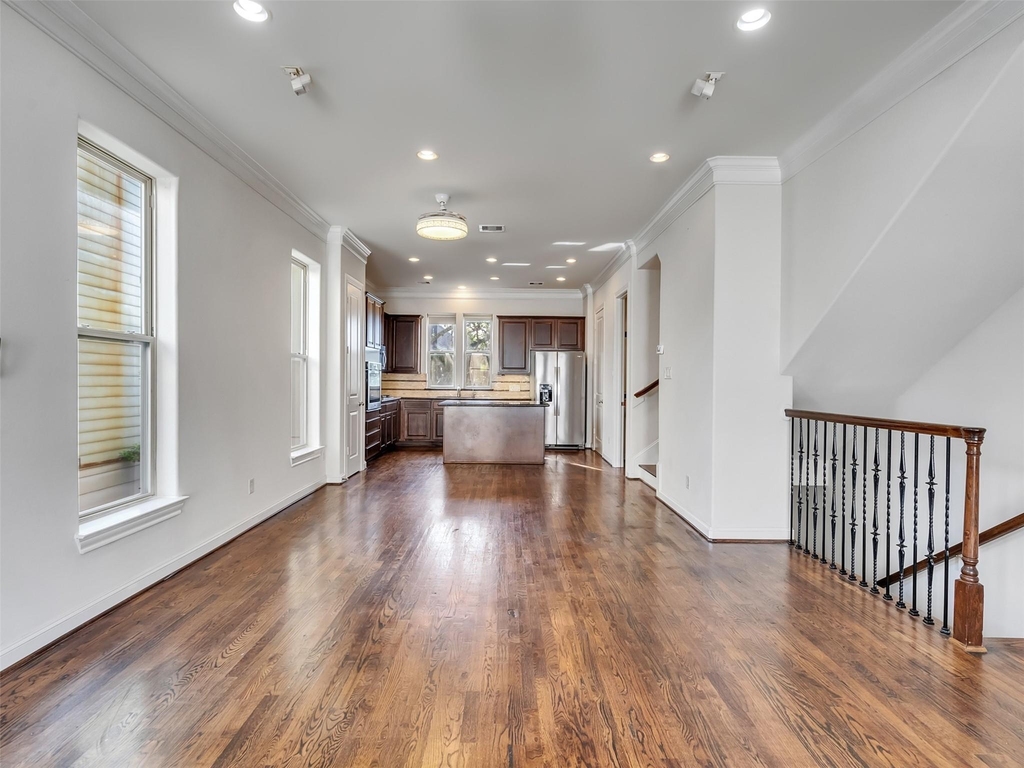 2309 Hadley Street - Photo 6