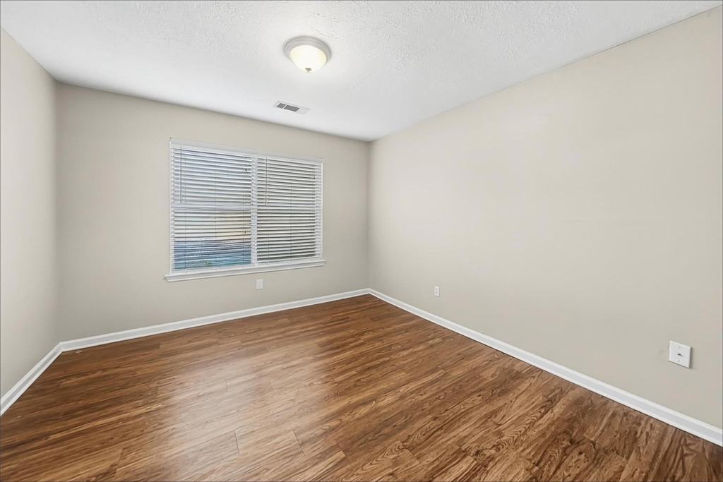 1423 Hunter Green Lane - Photo 15