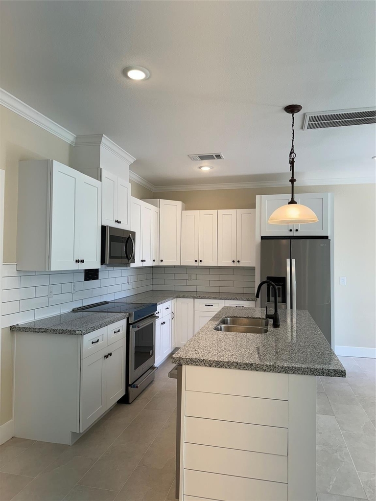 8522 Viterbo Road - Photo 14
