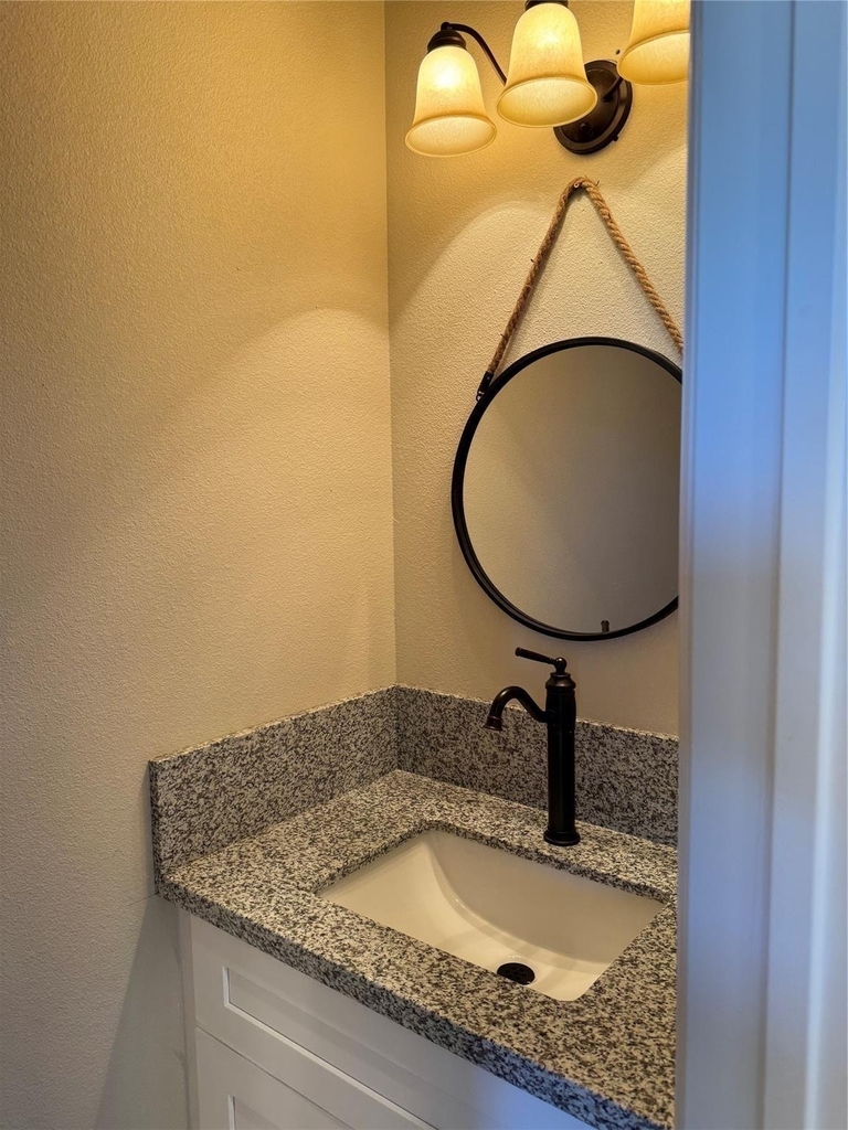 8522 Viterbo Road - Photo 8