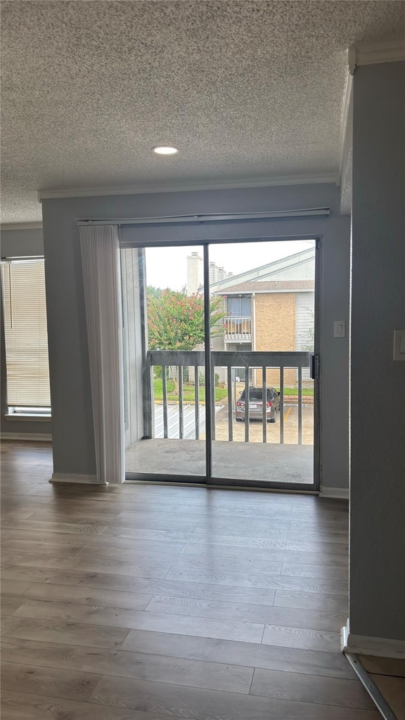 260 El Dorado Boulevard - Photo 4