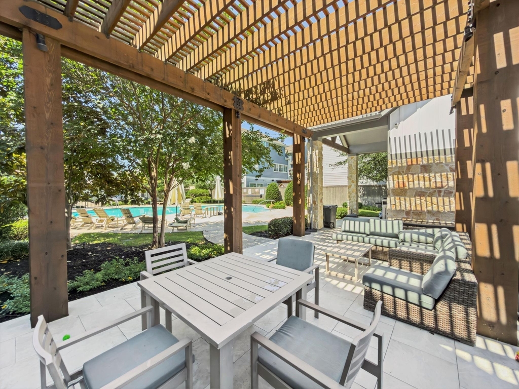 1423 Biondo Way - Photo 48