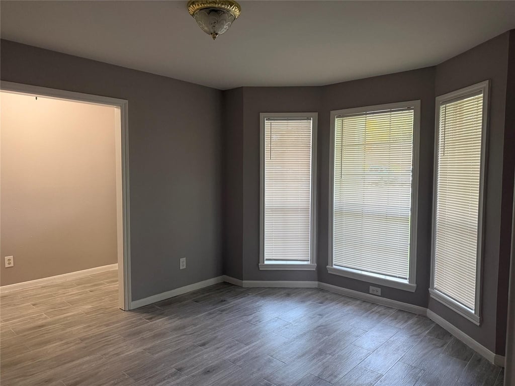 3815 Avenue R - Photo 5