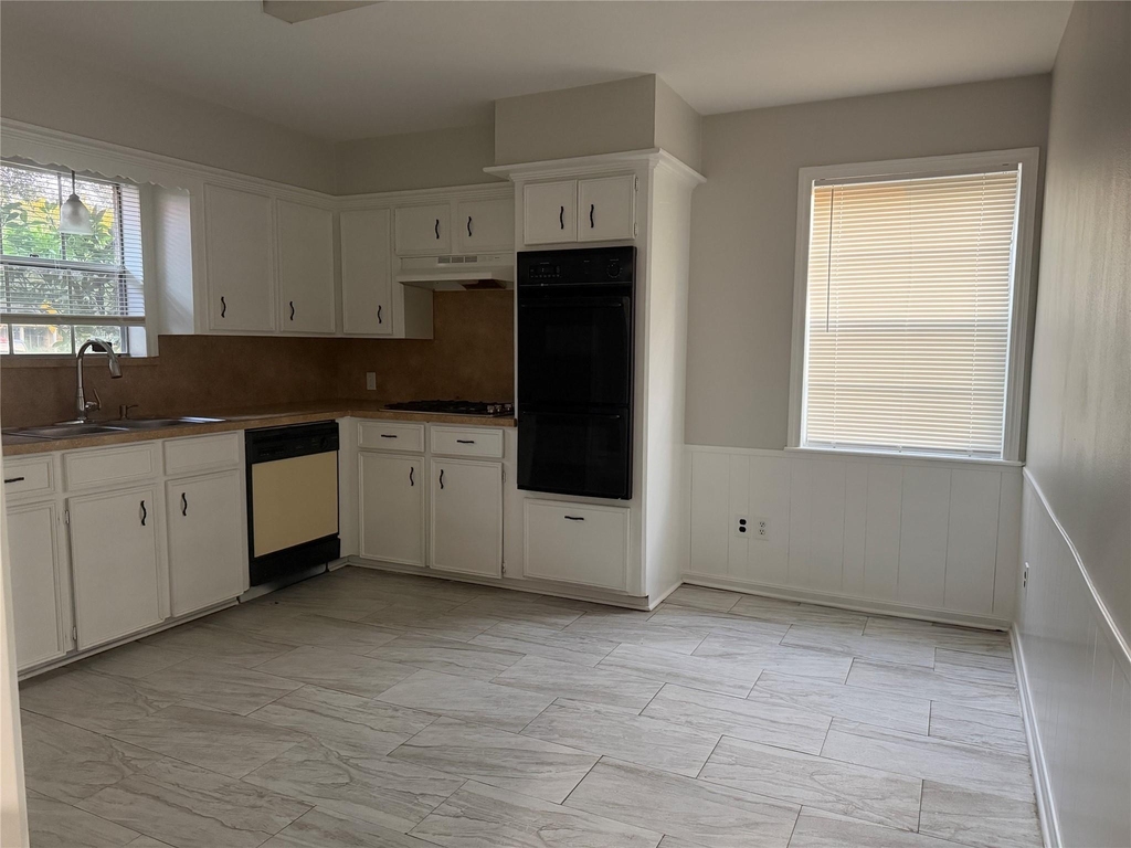3815 Avenue R - Photo 7