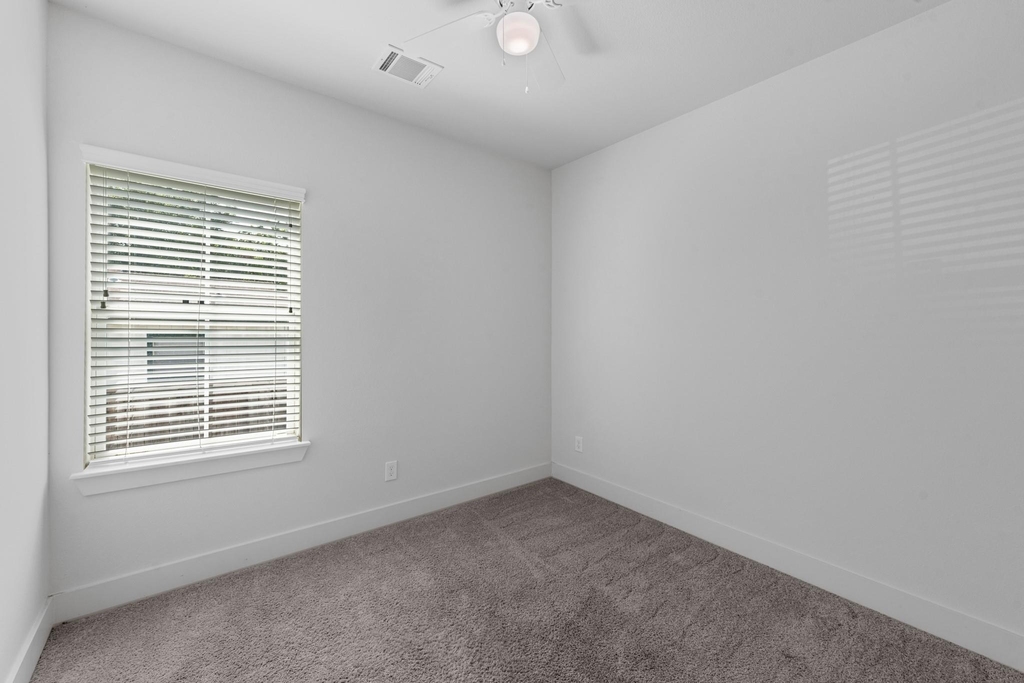 6033 Cypress Street - Photo 18