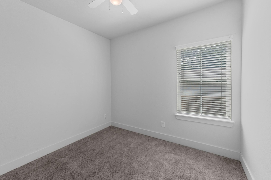 6033 Cypress Street - Photo 21
