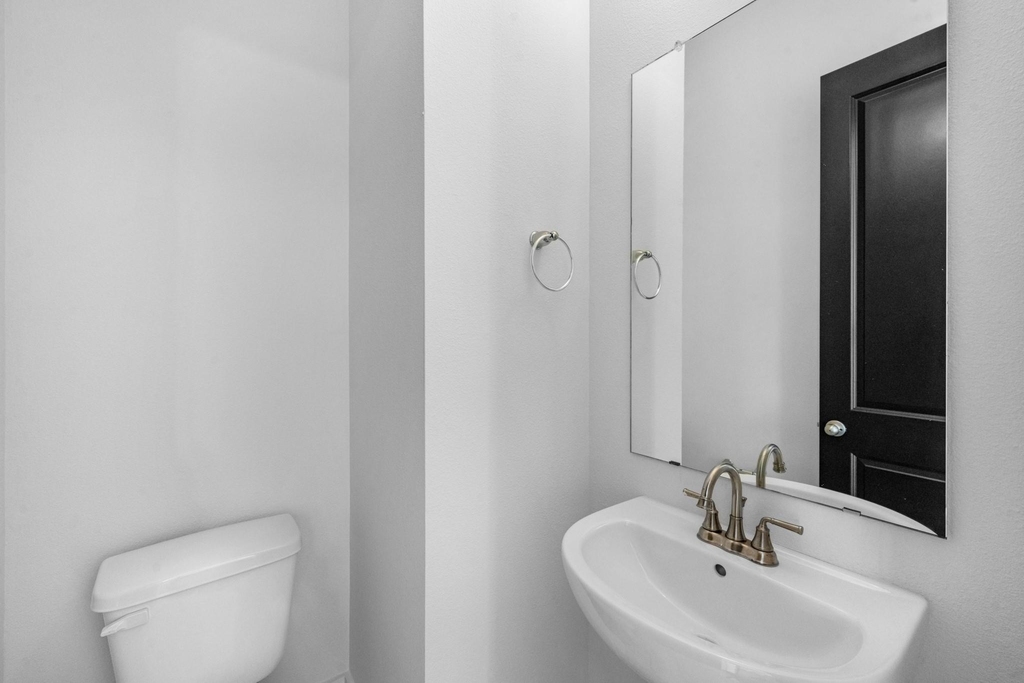 6033 Cypress Street - Photo 23