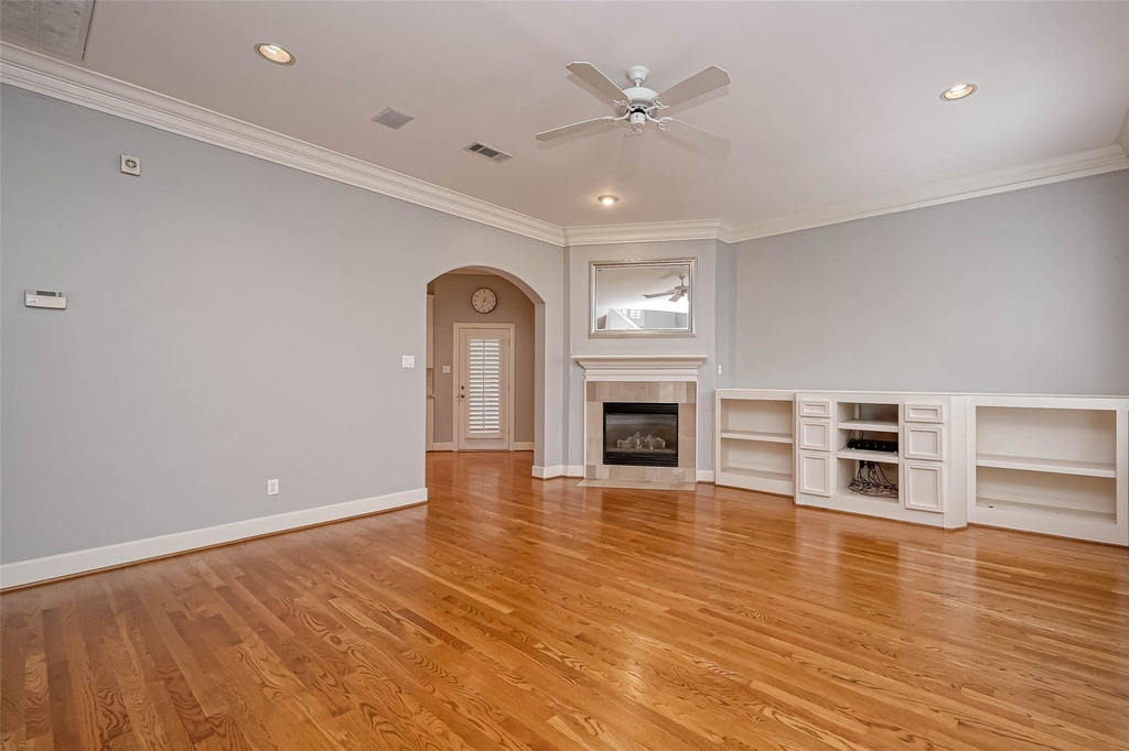6413 Westcott Street - Photo 3