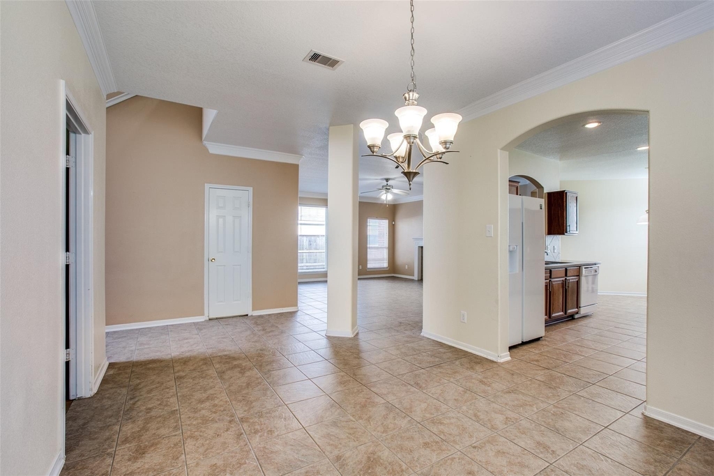 9907 Valance Way - Photo 5