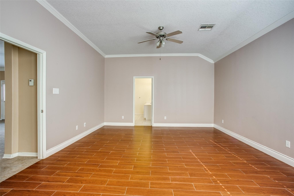 9907 Valance Way - Photo 25