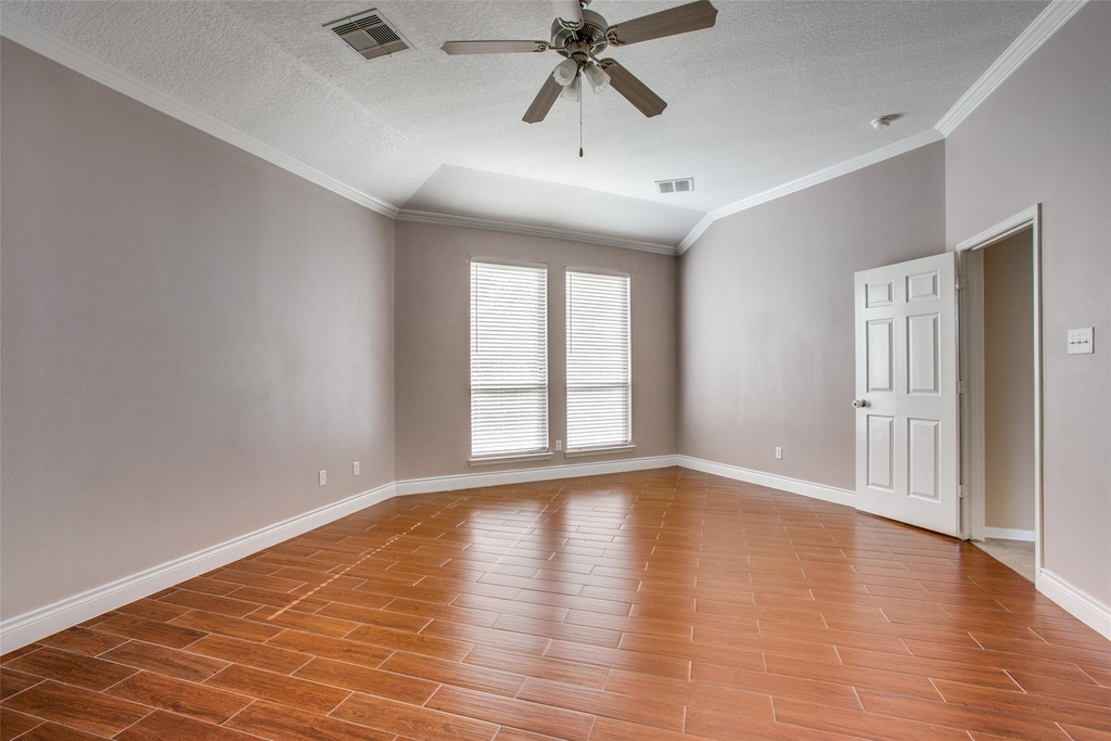 9907 Valance Way - Photo 27