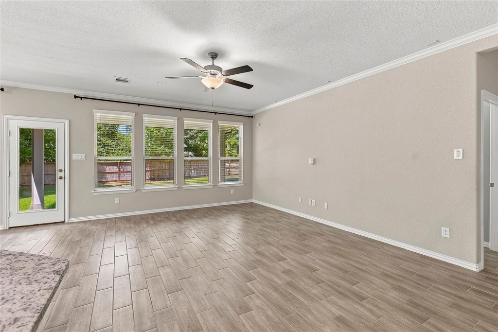 309 Lochvale Peak Court - Photo 8