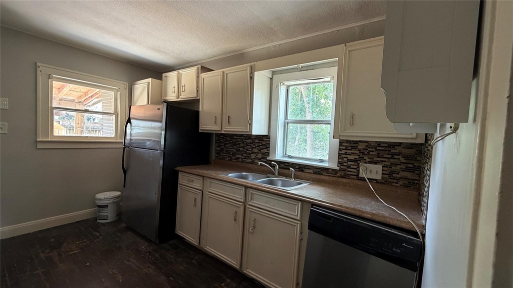 4017 Baden Street - Photo 12