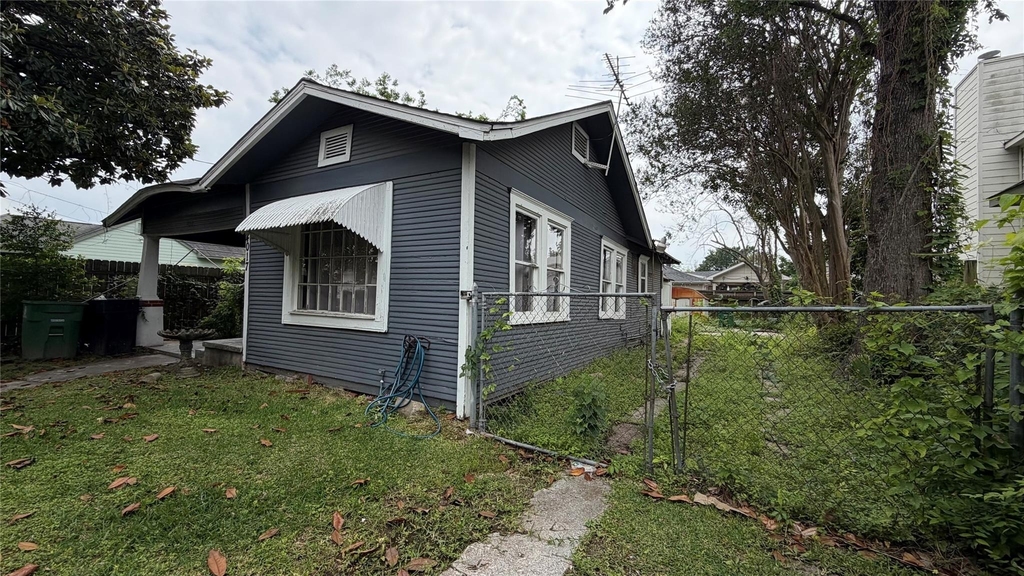 4017 Baden Street - Photo 2