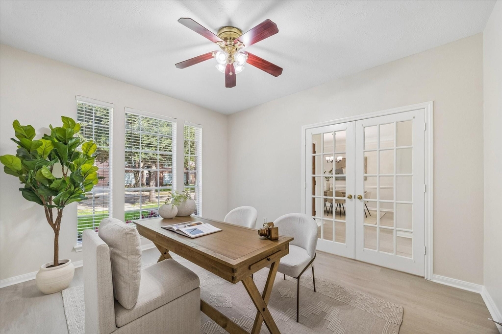 1515 Brazos Gate Drive - Photo 3