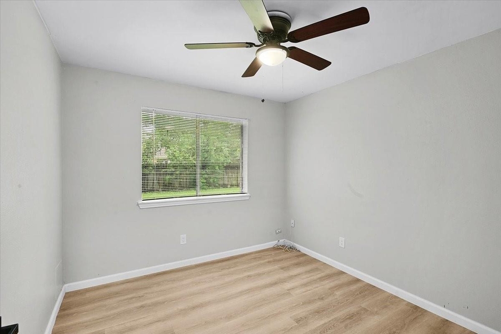 2601 Village Circle Dr Drive - Photo 11
